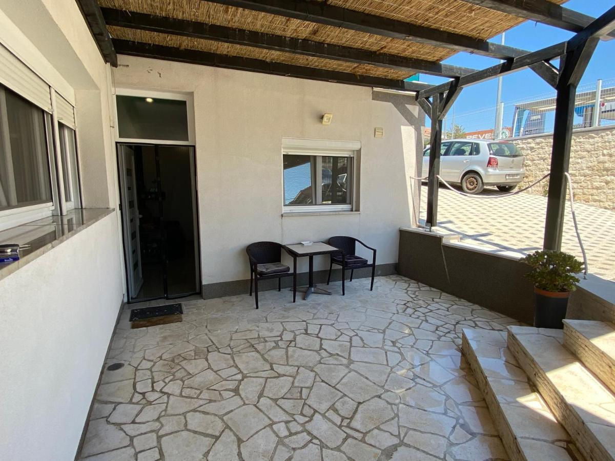 Ferienwohnung Yela Zadar Exterior foto