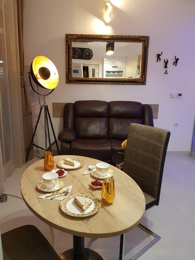Ferienwohnung Yela Zadar Exterior foto